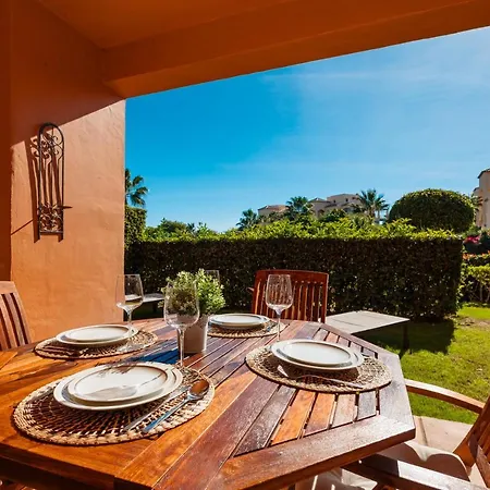 Holiday Apartment With Private Garden, Barbecue And Pool, Benahavis Apartment