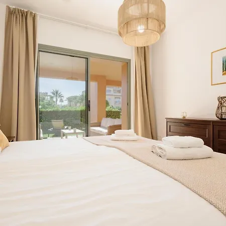Apartment Holiday Apartment With Private Garden, Barbecue And Pool, Benahavis Estepona